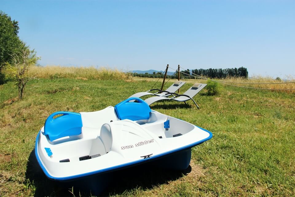 http://www.kayak-paddle-frejus.fr/wp-content/uploads/2017/06/pedalo-frejus-2.jpg